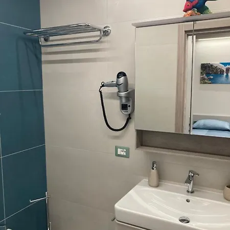 Il Paguro Con Piscina Condominiale גיארדיני נאקסוס