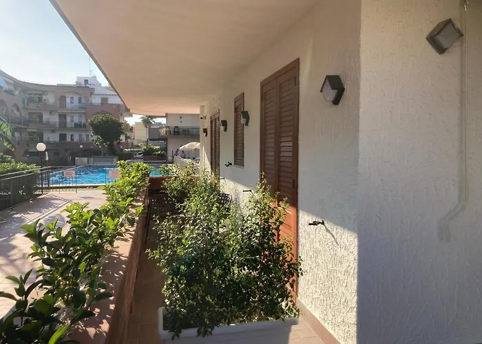 Il Paguro Con Piscina Condominiale *