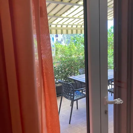 Апартаменты Il Paguro Con Piscina Condominiale *